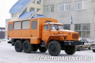 Урал 32551-41 автобус вахтовый на шасси Урал-4320-41