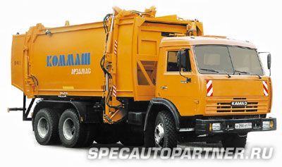 КО-440-5 мусоровоз на шасси КАМАЗ 53215 (Арзамасский Коммаш)