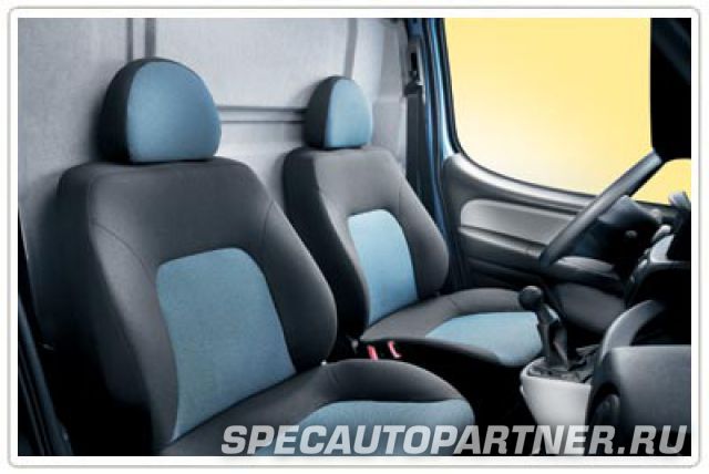 Fiat Doblo Cargo автофургон цельнометаллический
