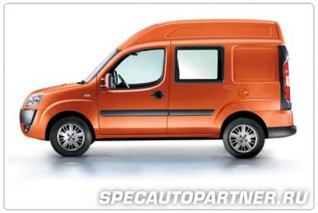 Fiat Doblo Cargo автофургон цельнометаллический
