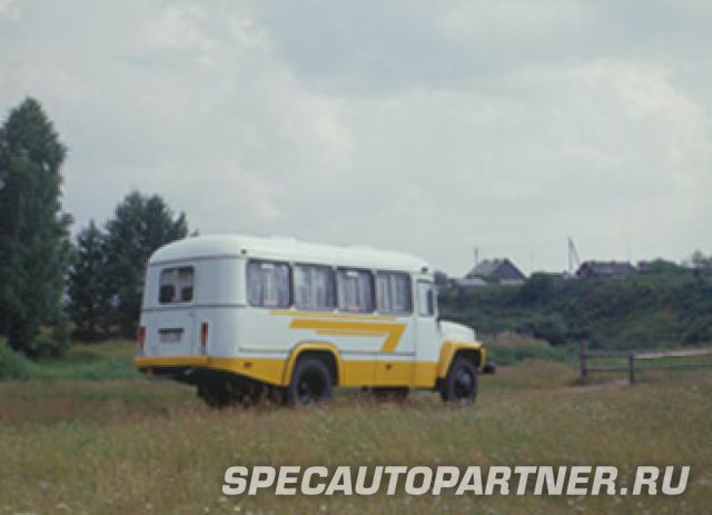 КАВЗ-3976 автобус капотный на шасси ГАЗ-33074