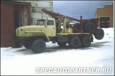 5960-0000010-08 тягач лесовозный с самопогрузкой прицепа-роспуска на шасси Урал 5557-1152-40 (6x6)