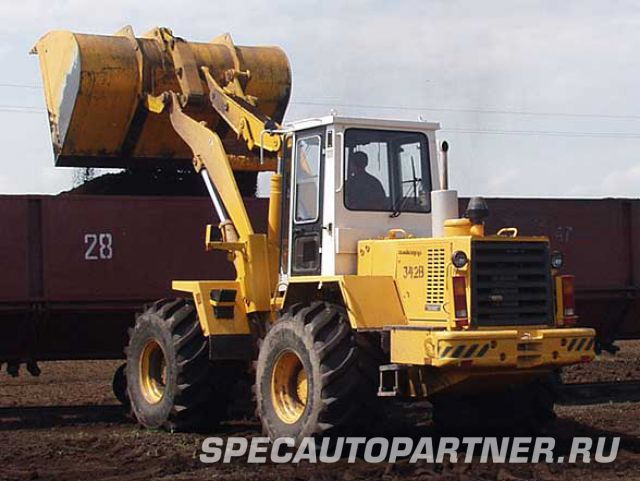 Амкодор 342Р погрузчик фрезерного торфа фронтальный