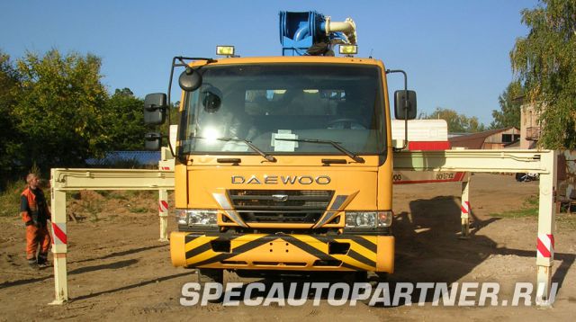 Doosan Daewoo DCP 36X автобетононасос на шасси Daewoo K8CRF