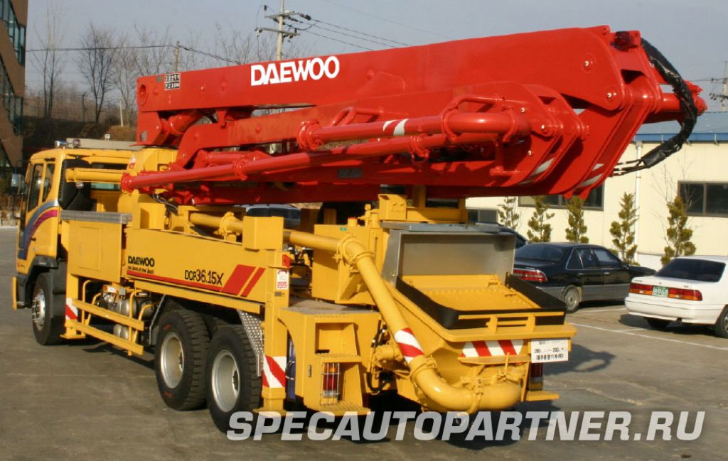 Doosan Daewoo DCP 36X автобетононасос на шасси Daewoo K8CRF