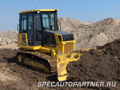 Komatsu D37EX-21 бульдозер гусеничный