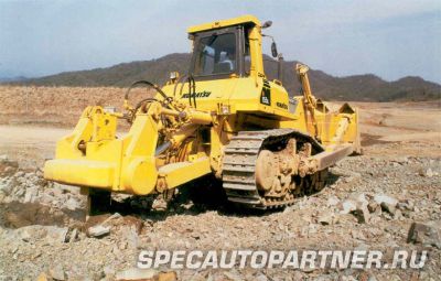 Komatsu D155A-5 бульдозер гусеничный